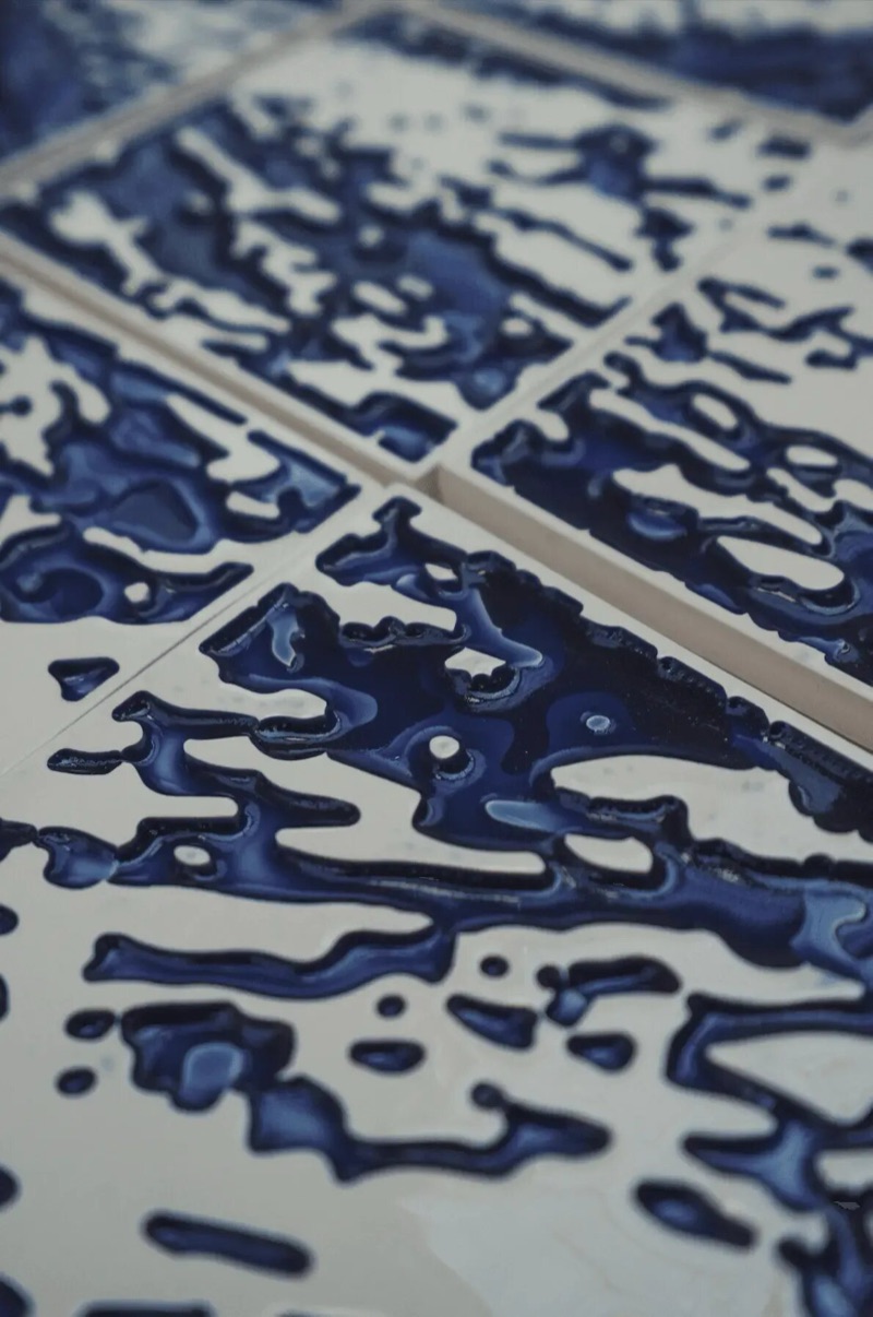 Carved azulejo surface detail