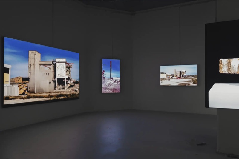 Threshold — Vhils installation view at Eterno Gallery