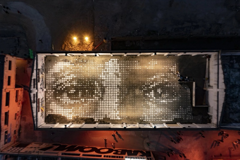 Festival Iminente 2019 — monumental dot-matrix carved eyes inside the Panorâmico de Monsanto