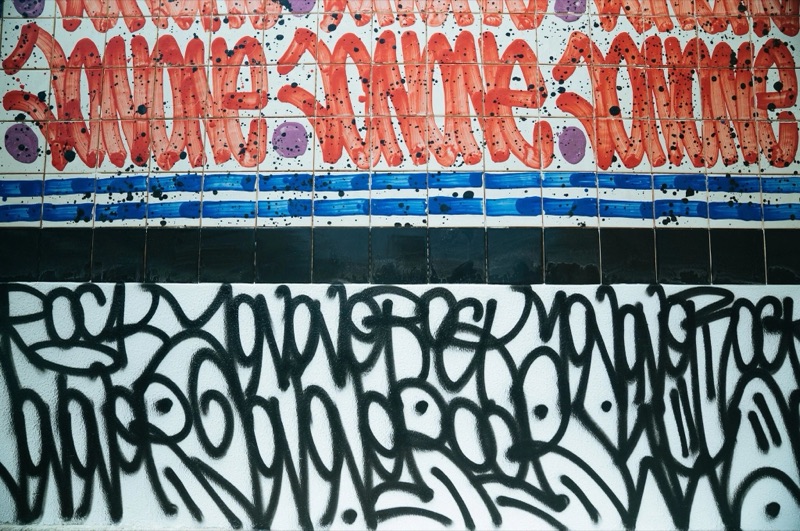 JonOne gestural-abstraction tile mural, Boa Hora, Ajuda, Lisbon