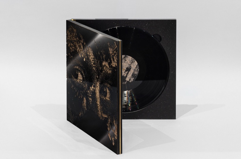 HOME — Hugo Oliveira & Vhils engraved vinyl edition, product shot